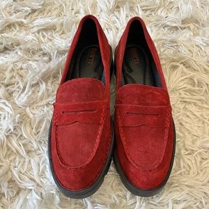 NWOT Born genuine suede red penny loafers size 7.5